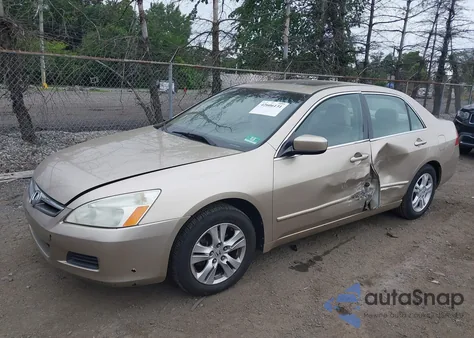 2007 Honda Accord 2.4 Ex z USA, uszkodzony, nr VIN 1HGCM567X7A049635